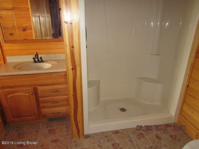 331 Hackworth Road Waddy, KY 40076 - Photo 24 of 32 IMG_1627