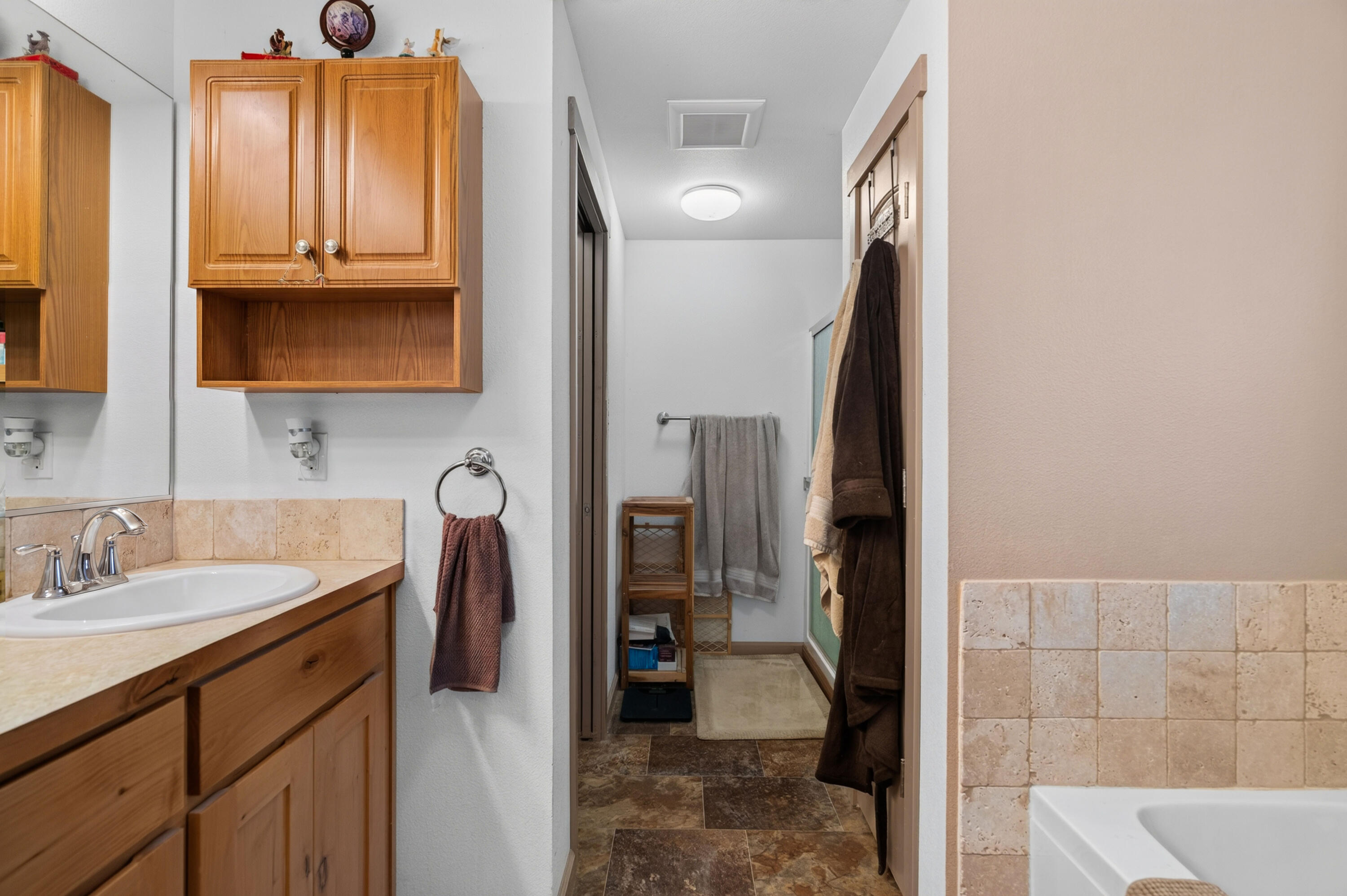 3463 Fiddlers Road Igo, CA 96047 - Photo 14 of 32 image0 (4)