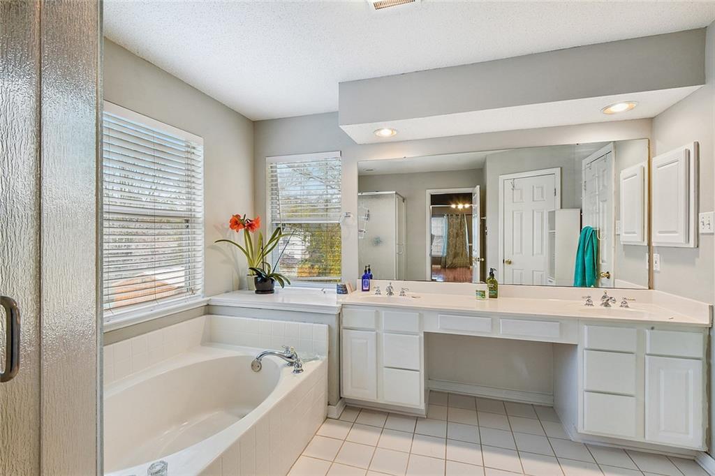 1517 Hunters Point Drive Slidell, LA 70460 - Photo 4 of 16 Gallery Image 4