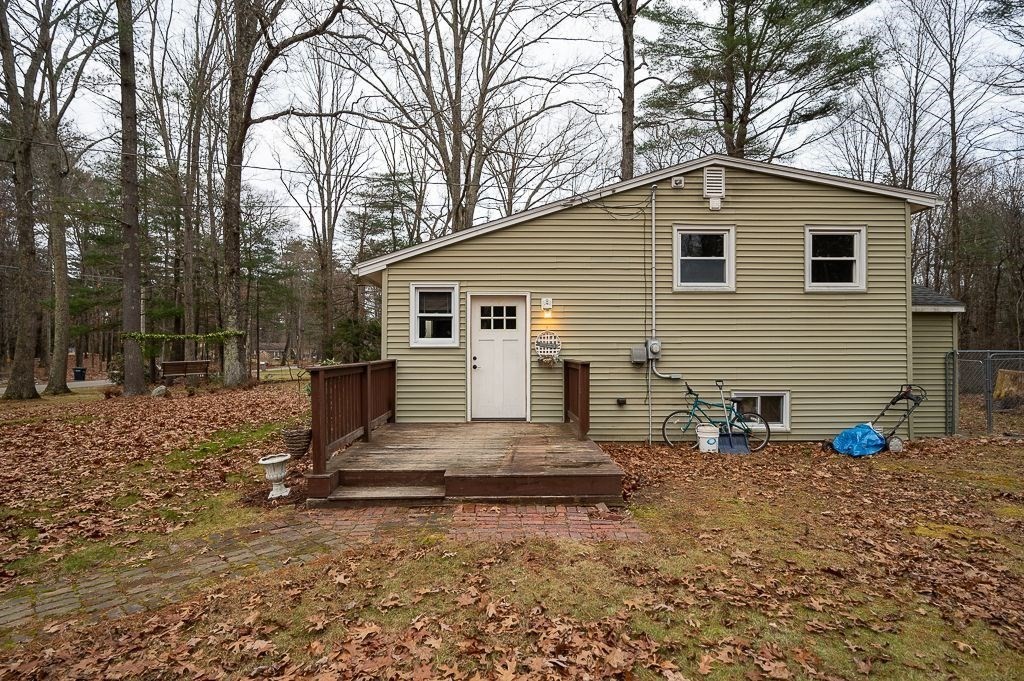 39 Number 10 Schoolhouse Road Charlton, MA 01507 - Photo 4 of 20 Gallery Image 4