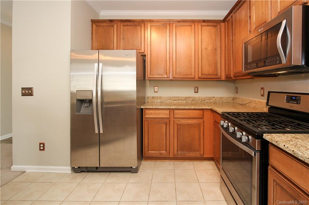 907 Copperstone Lane Fort Mill, SC 29708 - Photo 3 of 34