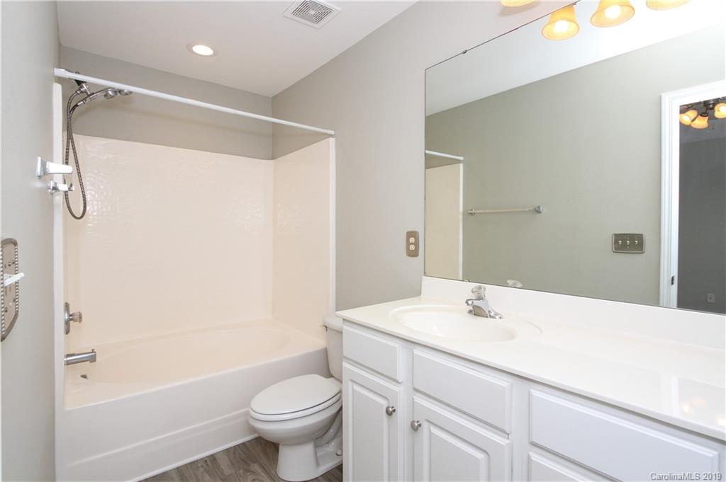 907 Copperstone Lane Fort Mill, SC 29708 - Photo 23 of 34