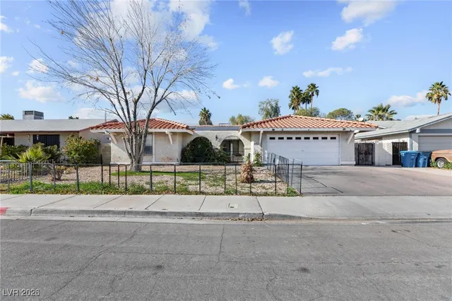 $500,000 | 2423 Vista Colina Street, Henderson, NV 89014