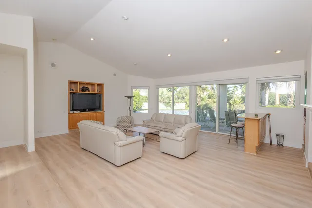 $1,025,000 | 38530 Tandika Trail North, Palm Desert, CA 92211