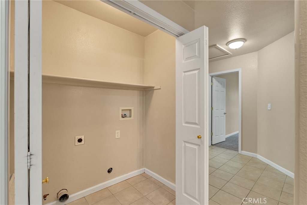 1017 Windsor Way Chico, CA 95926 - Photo 15 of 32