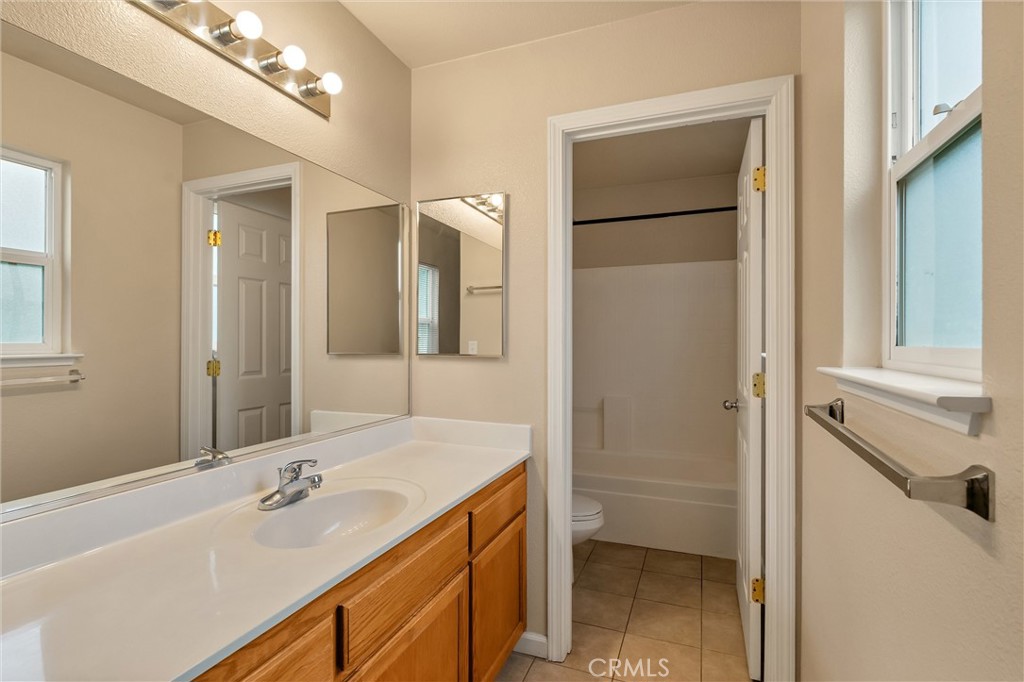 1017 Windsor Way Chico, CA 95926 - Photo 25 of 32