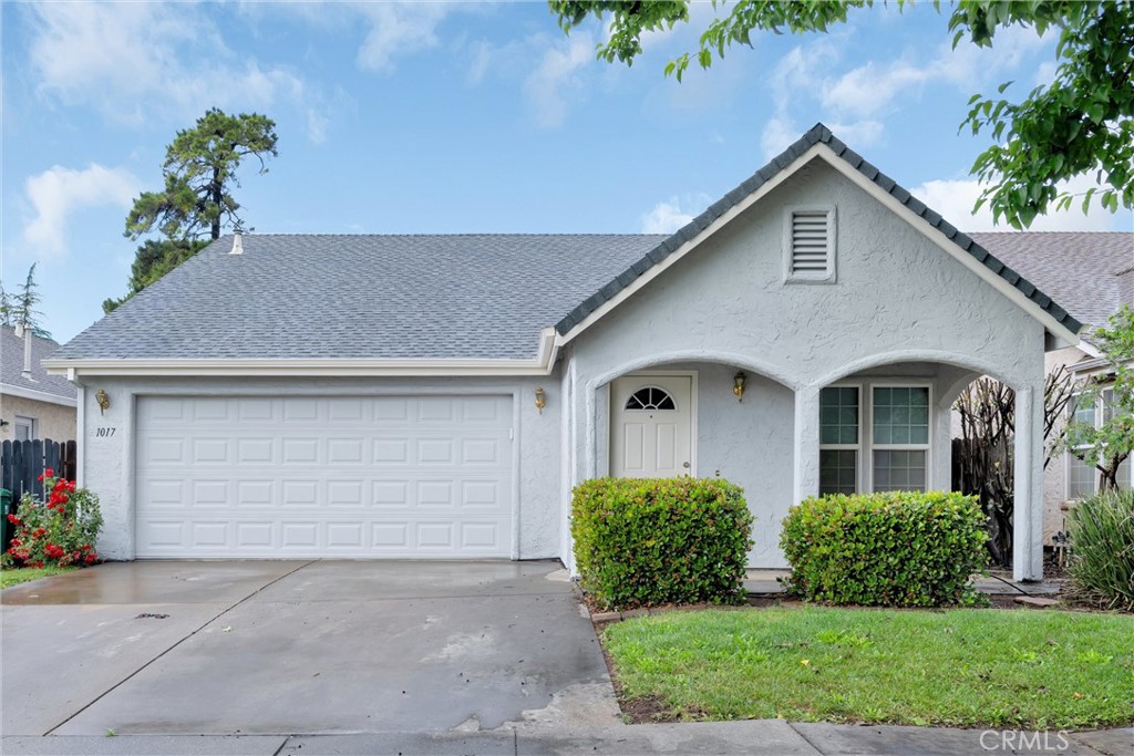 1017 Windsor Way Chico, CA 95926 - Photo 3 of 32