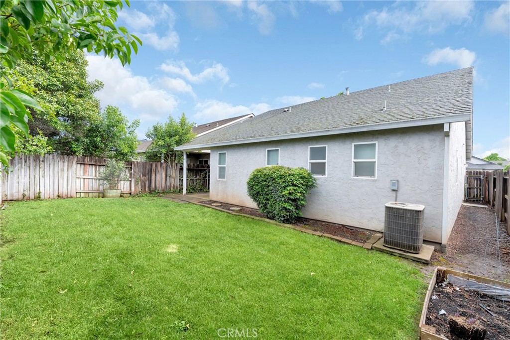 1017 Windsor Way Chico, CA 95926 - Photo 31 of 32