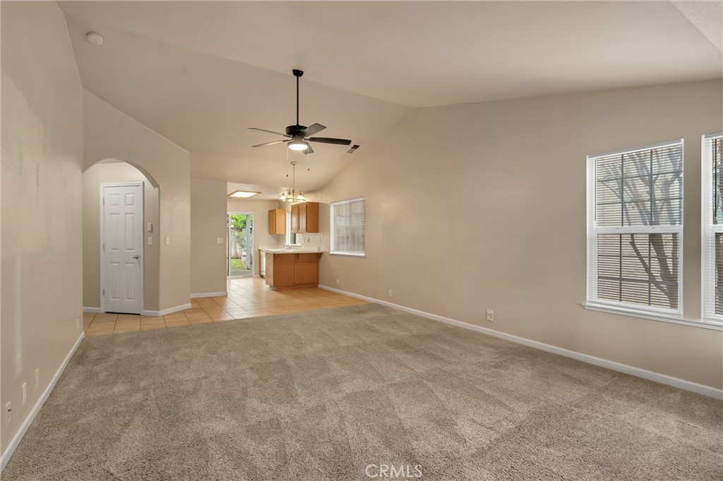 1017 Windsor Way Chico, CA 95926 - Photo 5 of 32