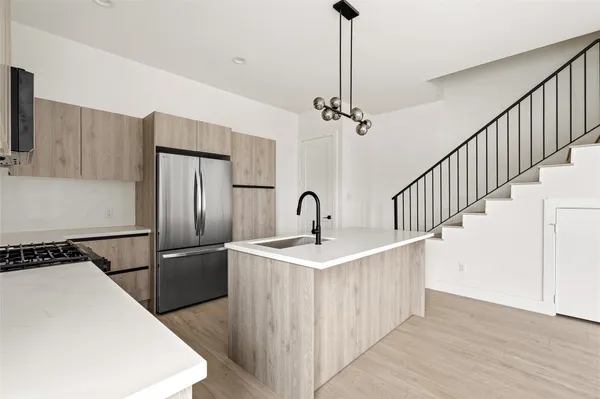 $2,650 | 105 Tolima Dove Street, Houston, TX 77022