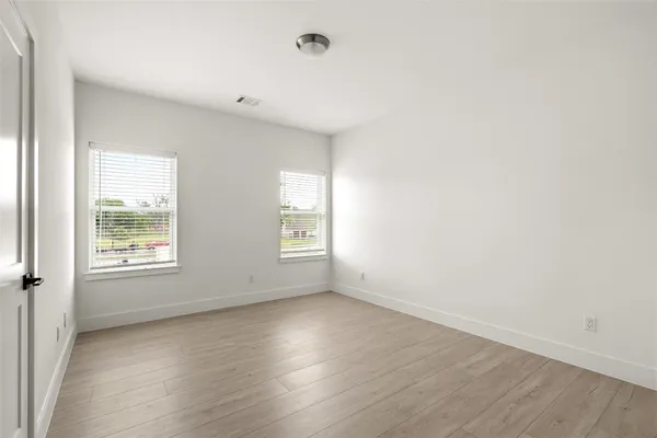 $2,650 | 105 Tolima Dove Street, Houston, TX 77022