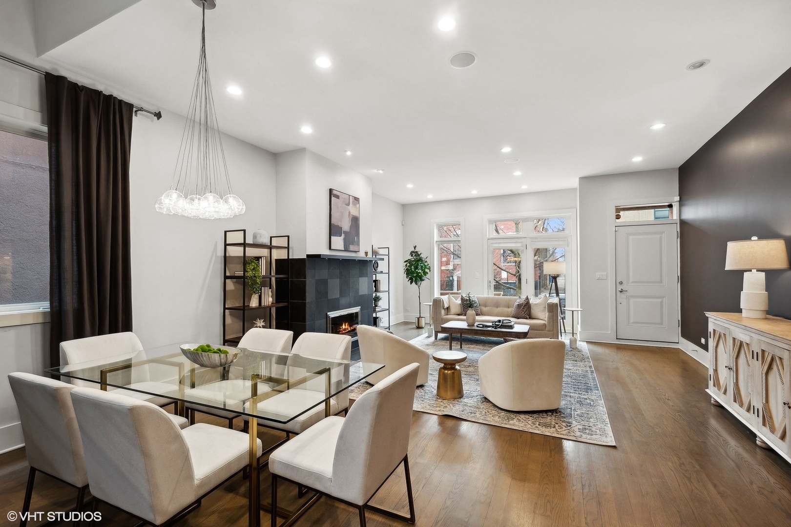3145 North Racine Avenue Chicago, IL 60657 - Photo 3 of 43 Gallery Image 3