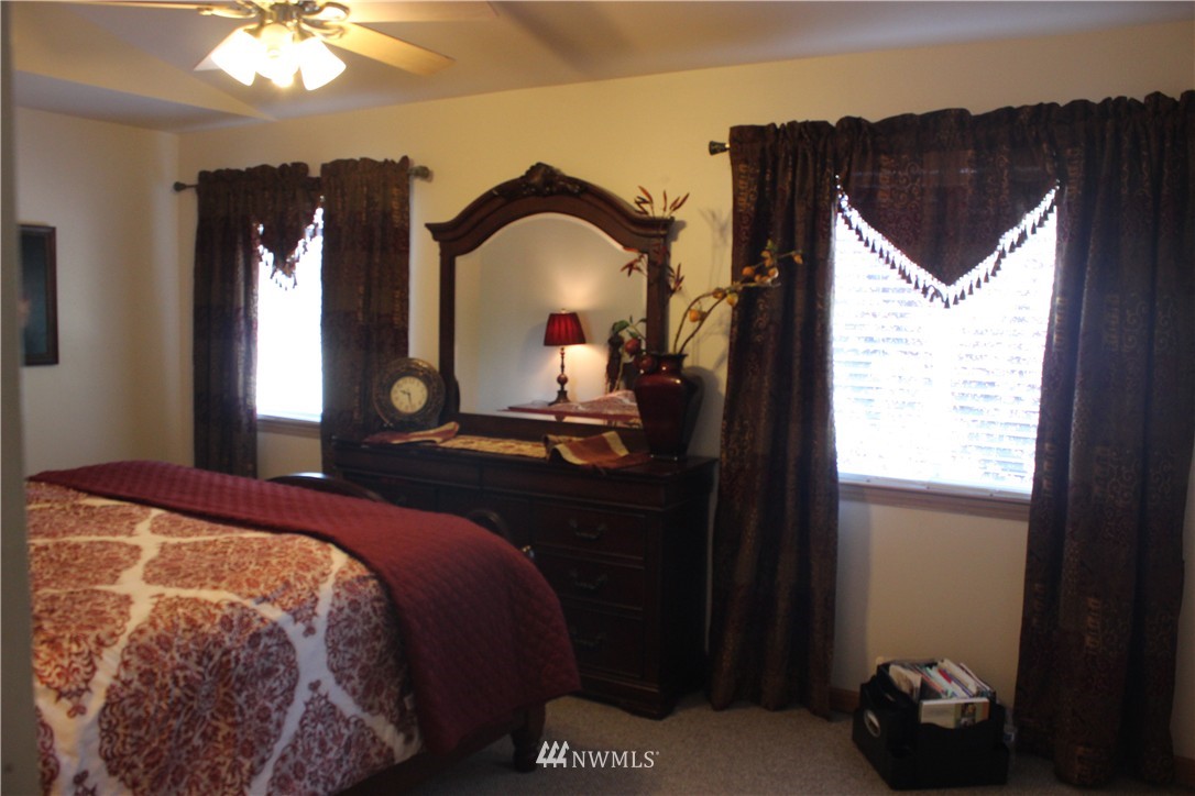 1323 55th Street Southwest Everett, WA 98203 - Photo 15 of 25