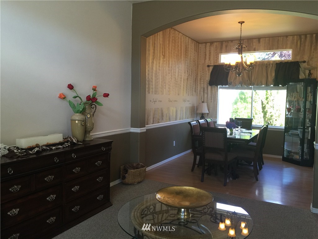 1323 55th Street Southwest Everett, WA 98203 - Photo 4 of 25