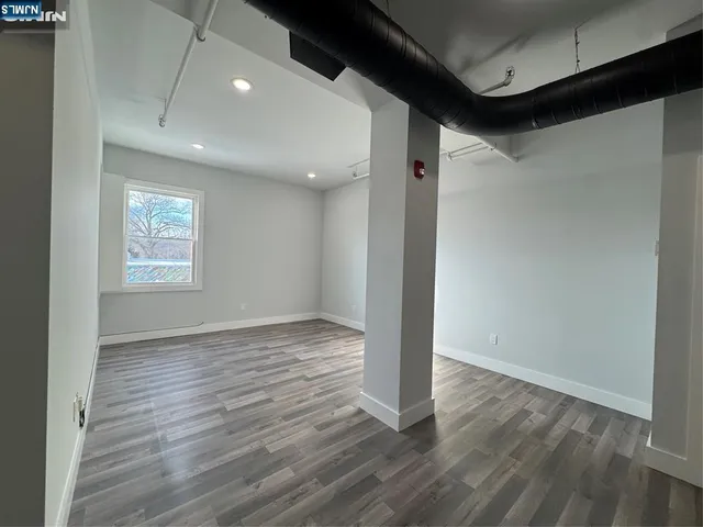 $3,200 | 20 Chestnut Street, Unit APARTMENT #2, Tenafly, NJ 07670