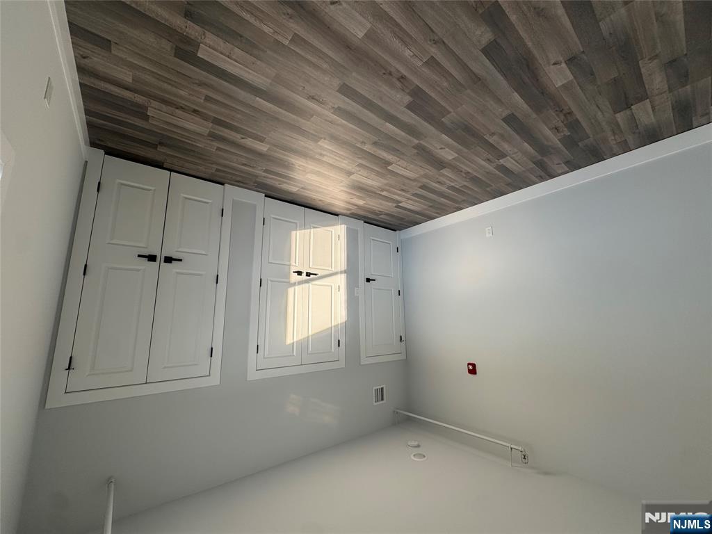 20 Chestnut Street, Unit APARTMENT #2 Tenafly, NJ 07670 - Photo 9 of 10