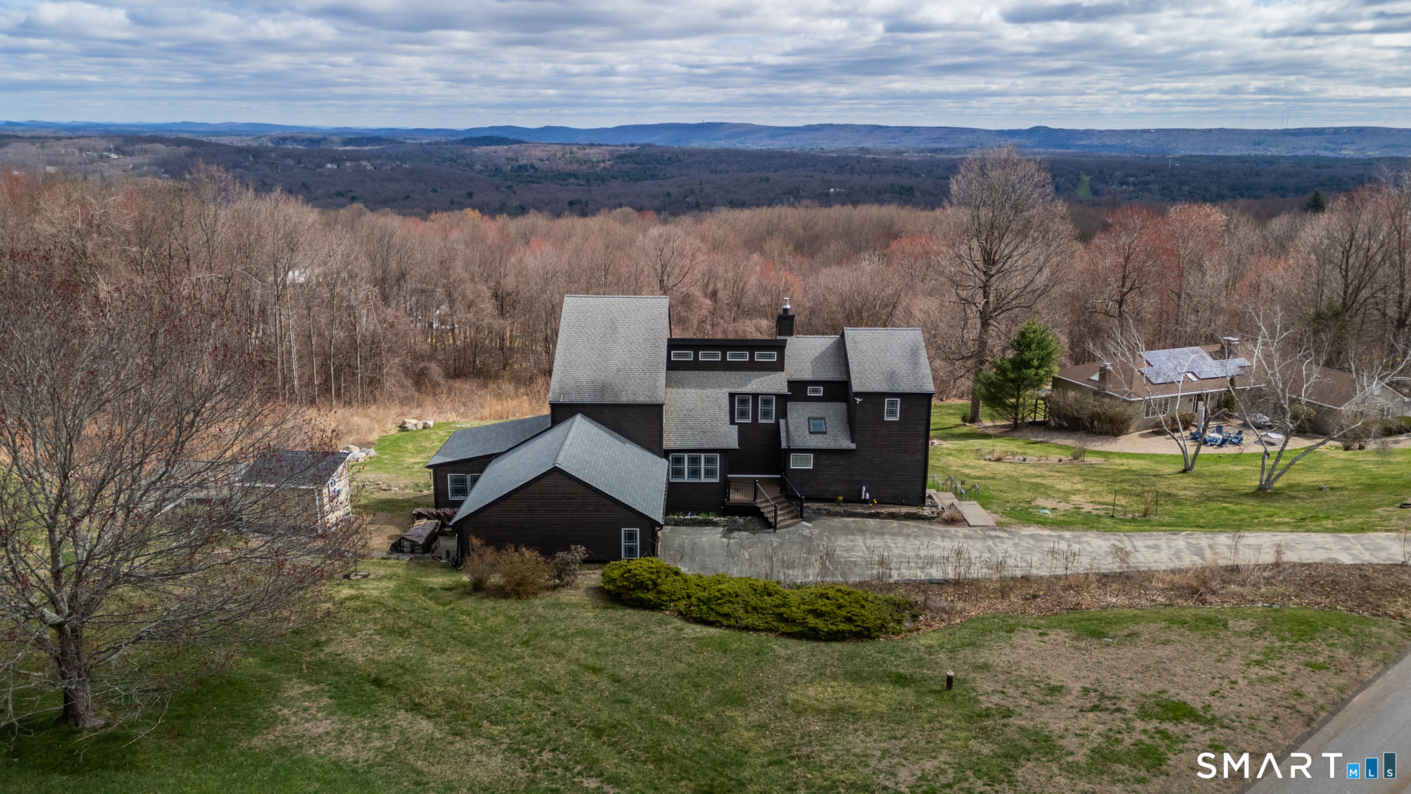 86 Taine Mountain Road Burlington, CT 06013 - Photo 3 of 44