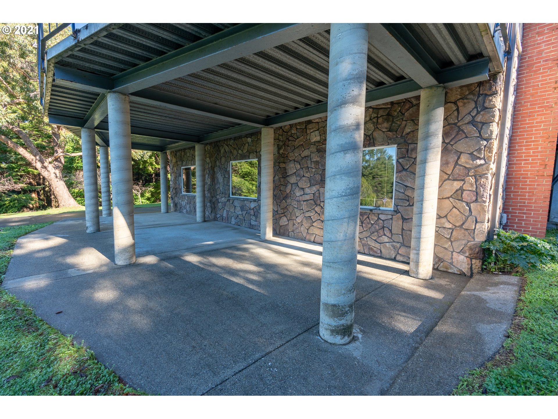93335 Hubbard Creek Road Port Orford, OR 97465 - Photo 17 of 32 Gallery Image 17