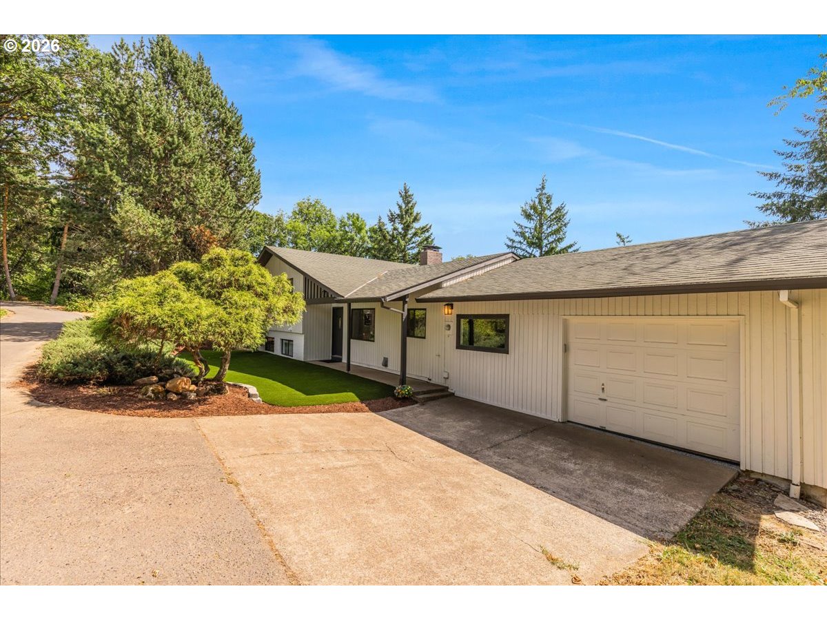 38830 Southwest Hartley Road Gaston, OR 97119 - Photo 3 of 34 Gallery Image 3
