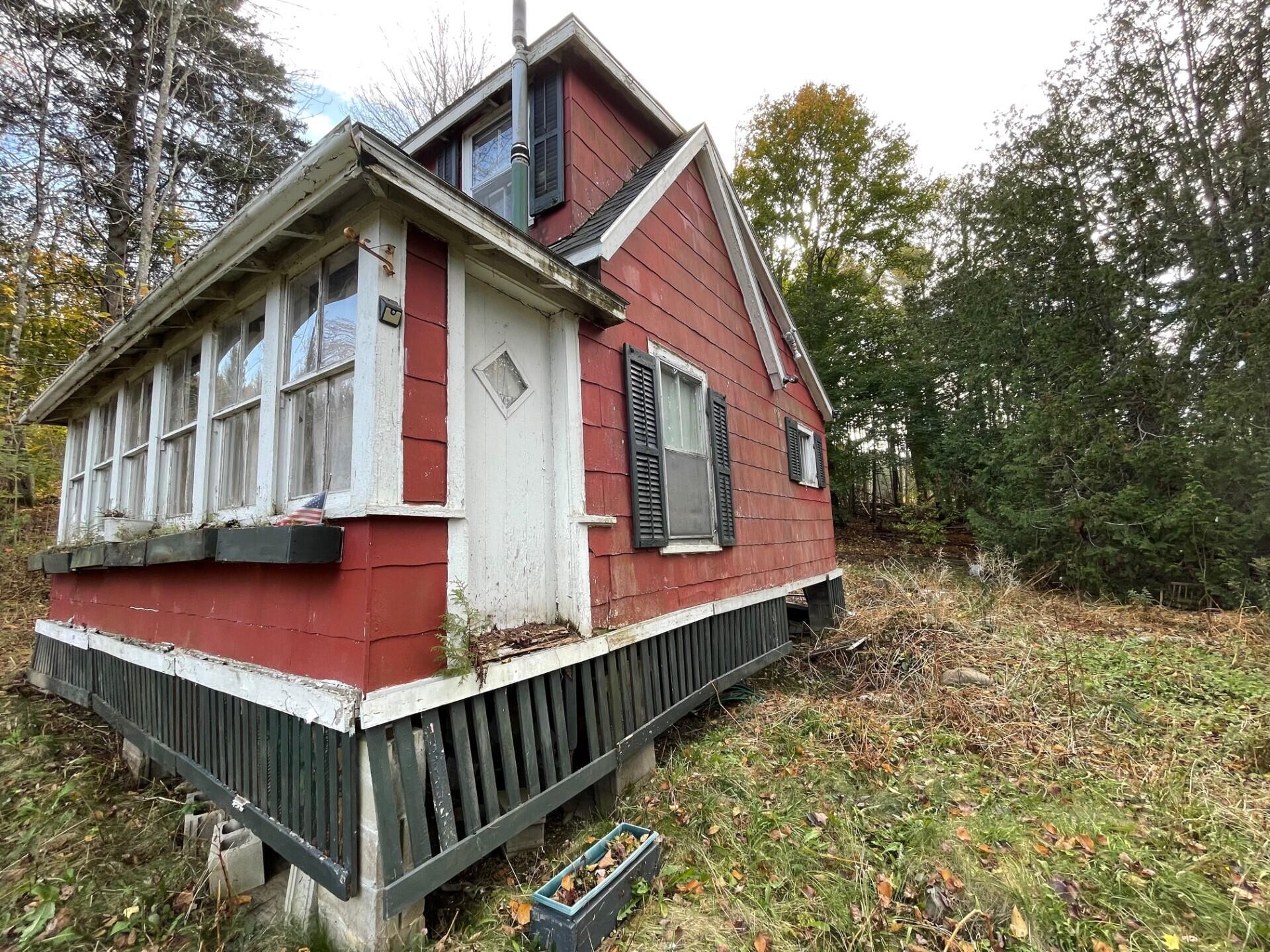 24 Waldoboro Road Friendship, ME 04547 - Photo 3 of 4 Front & Side View of Home