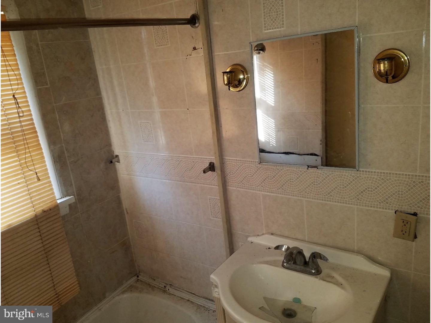 191 Back Neck Road Bridgeton, NJ 08302 - Photo 7 of 12 Bathroom