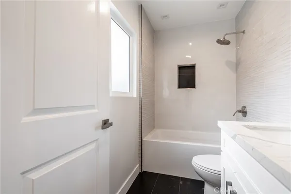 $2,100,000 | 3362 Bellota Way, Los Angeles, CA 90027