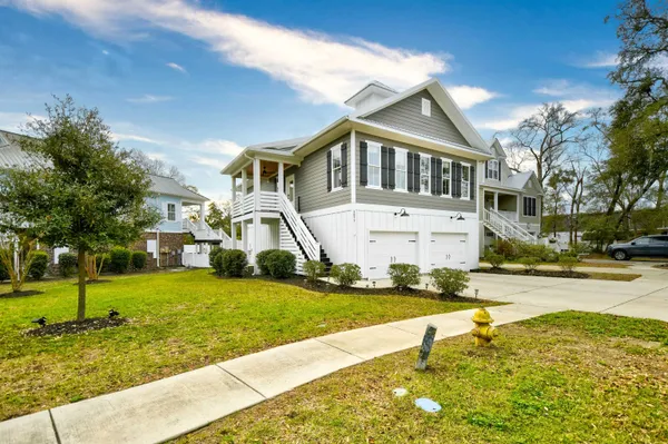 $739,900 | 3877 Spanner Way, Murrells Inlet, SC 29576