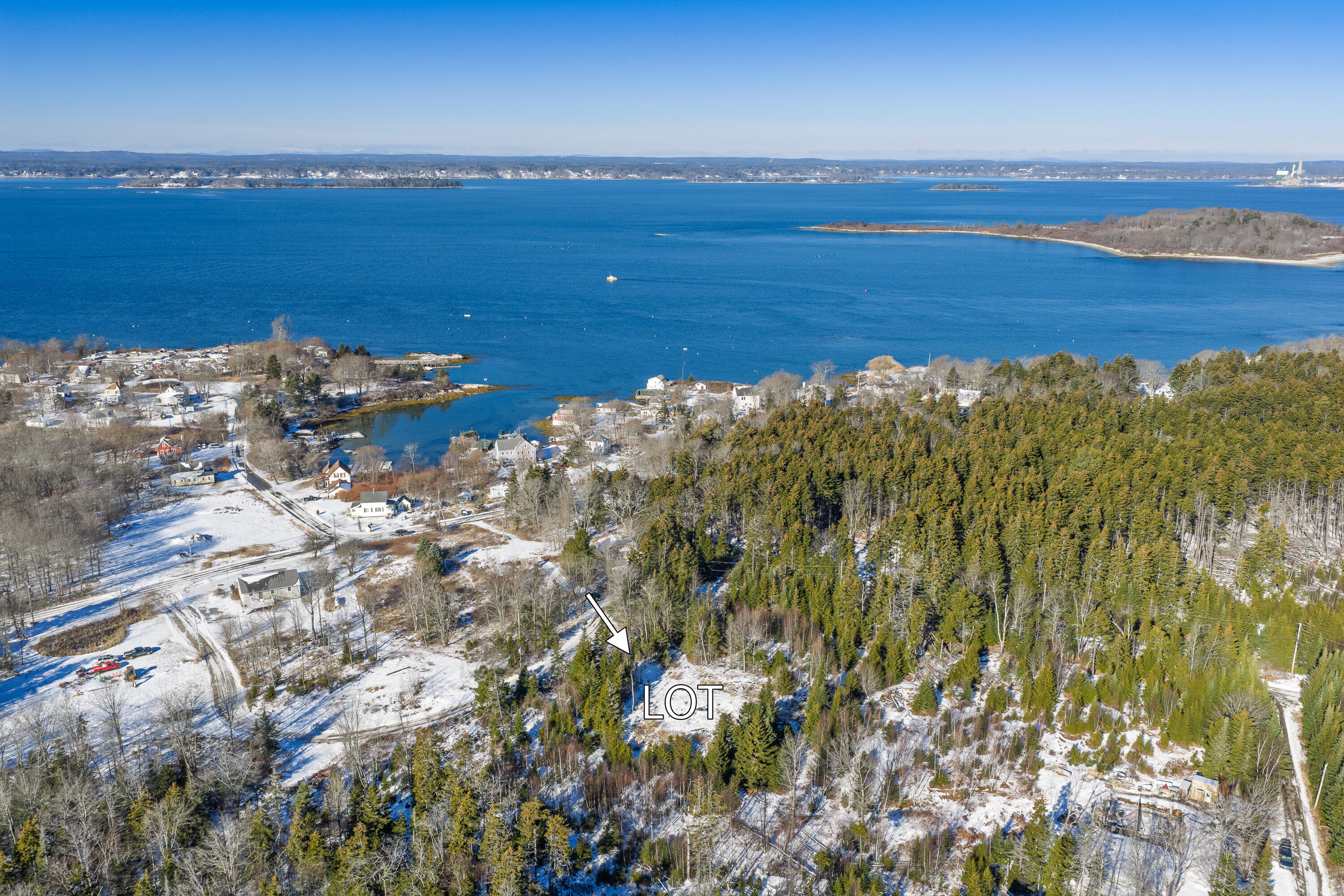 41 Atlantic Lane Long Island, ME 04050 - Photo 4 of 8 41 Atlantic Lane-12