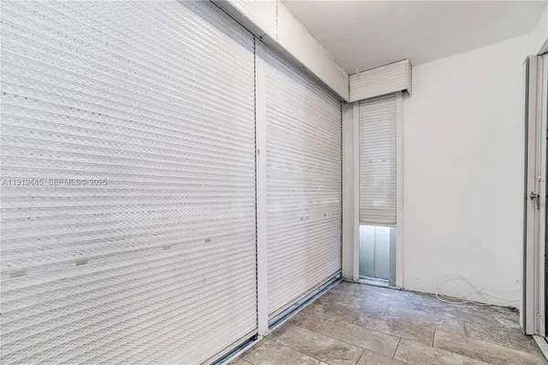 an empty room with entrance