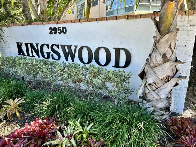 $174,000 | 2950 Southeast Ocean Boulevard, Unit 546, Stuart, FL 34996