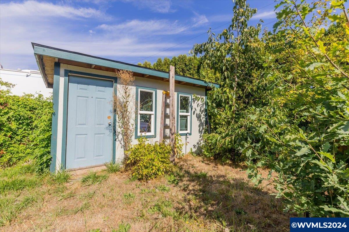 1602 Northeast Riverside Drive, Unit 32 McMinnville, OR 97128 - Photo 35 of 46