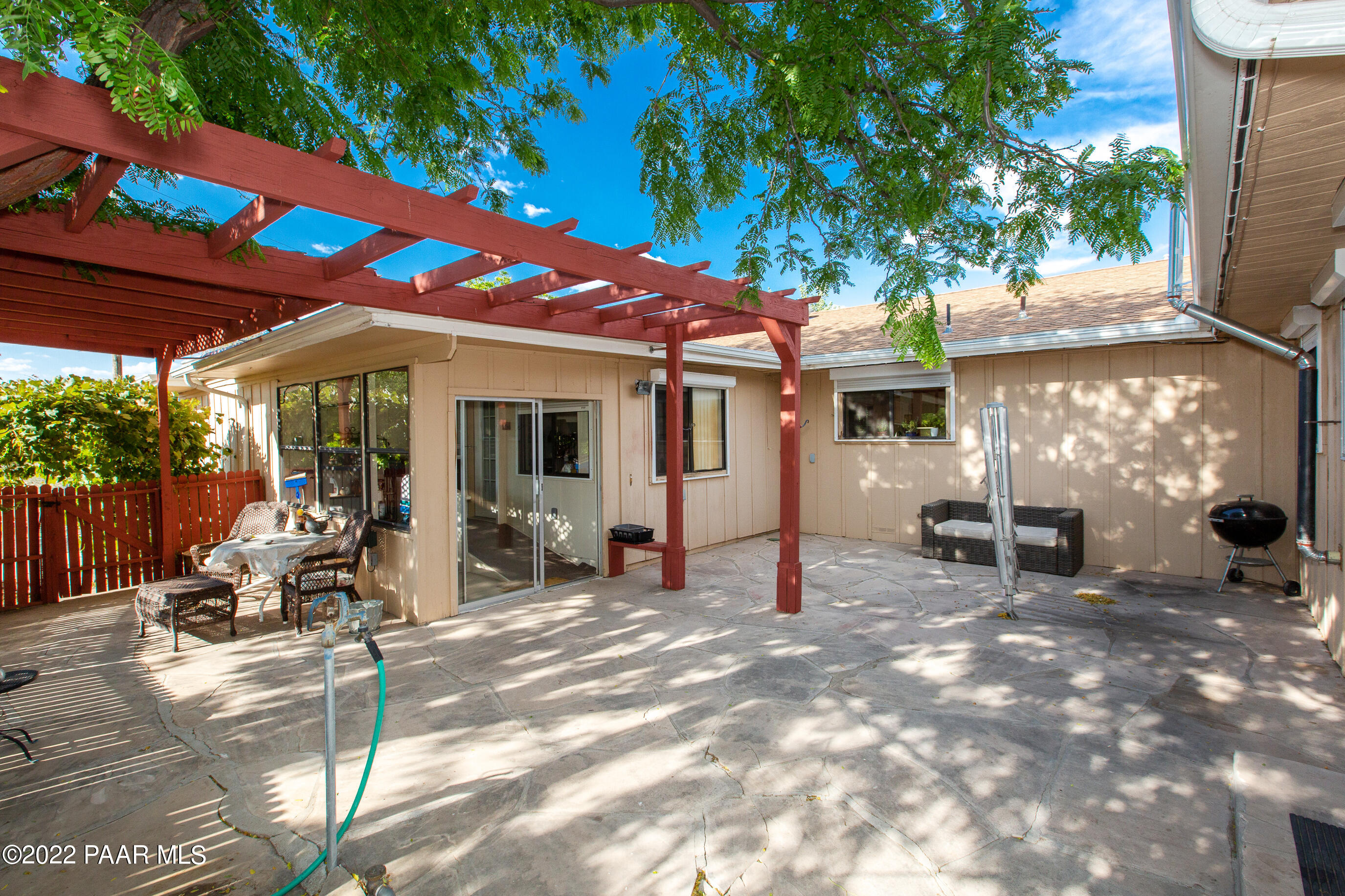 6050 North Williamson Valley Road Prescott, AZ 86305 - Photo 7 of 59 rear courtyard