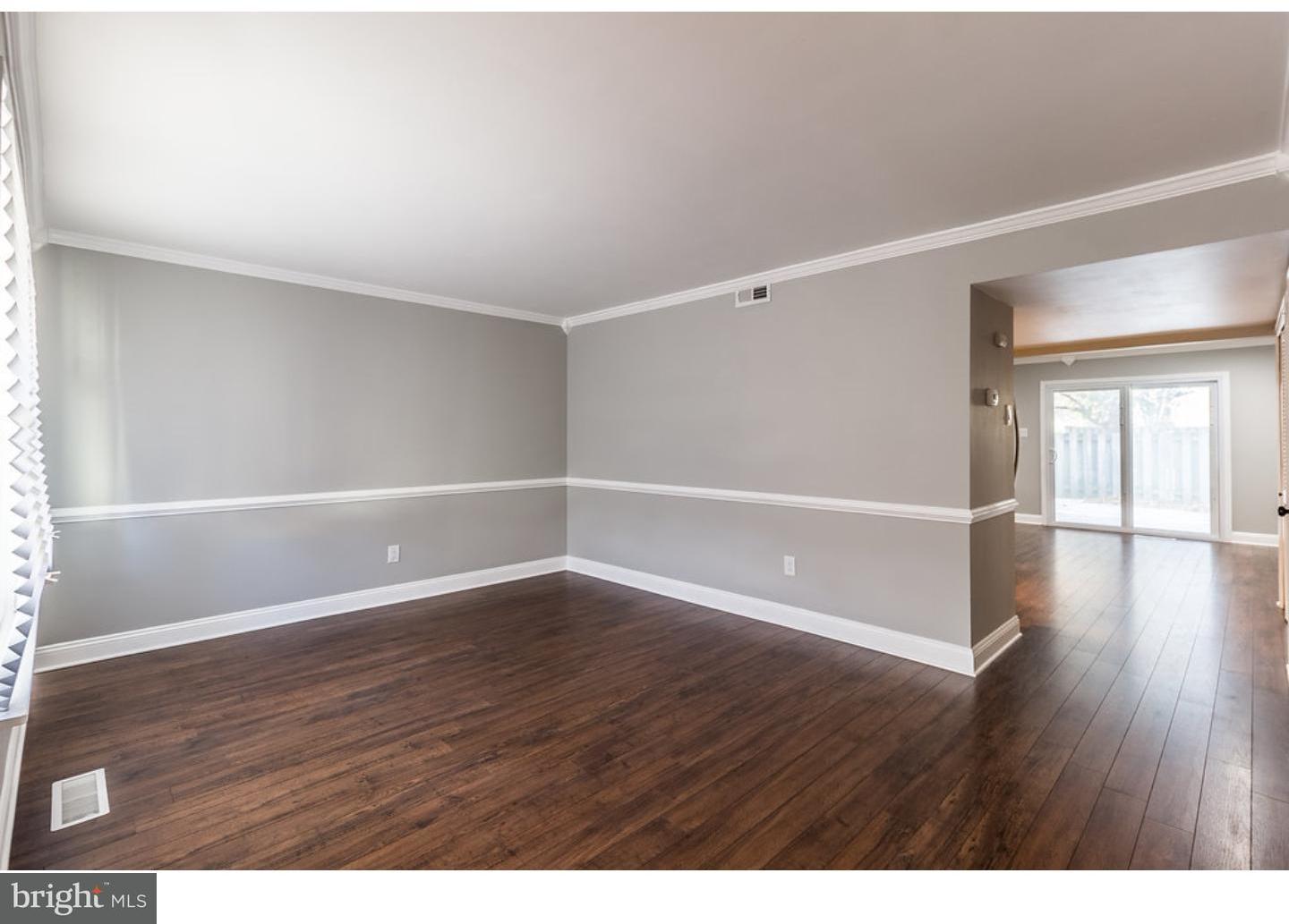 64 Rittenhouse Drive Willingboro, NJ 08046 - Photo 5 of 23 Living Room