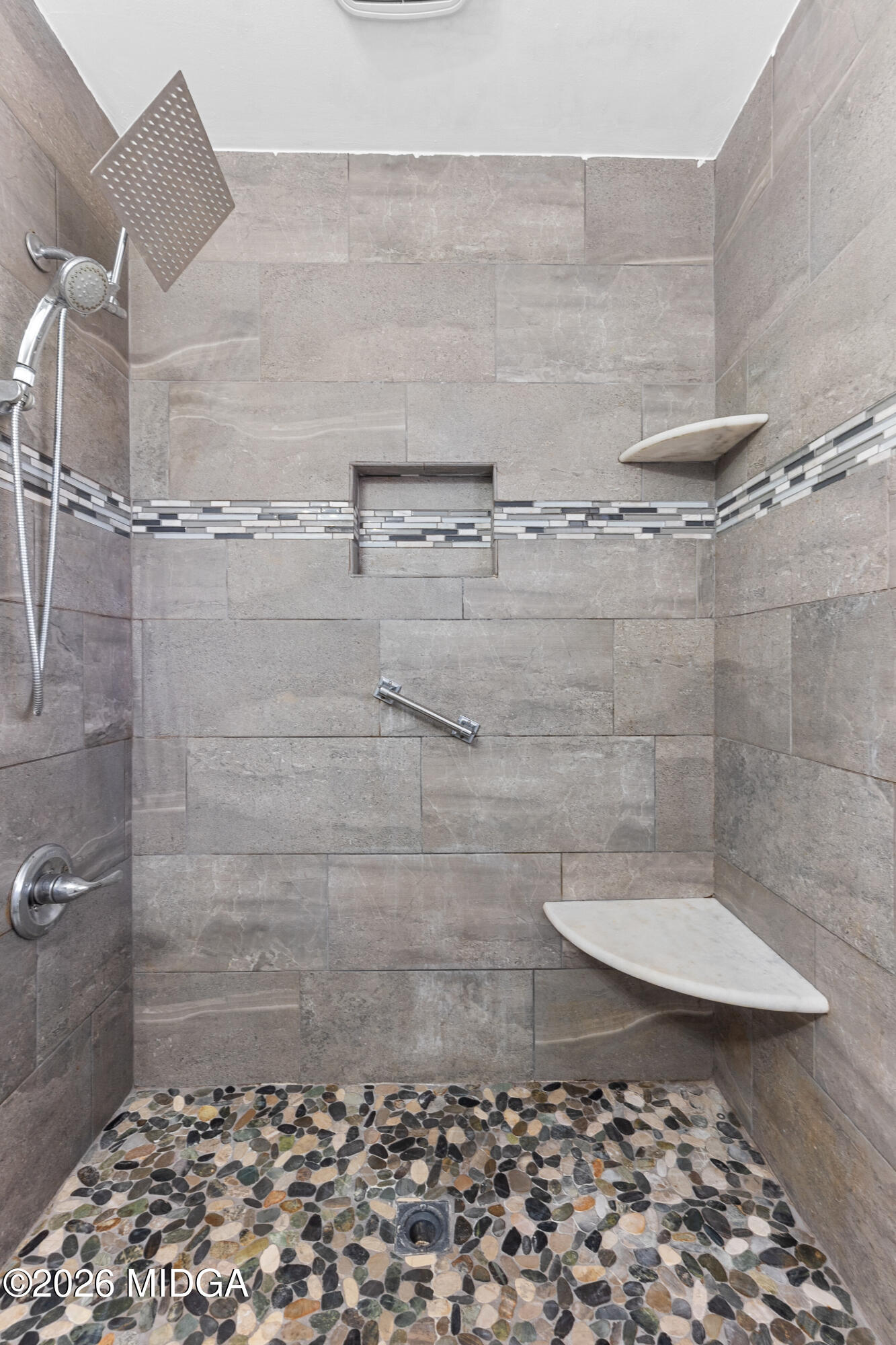 112 Athens Street Warner Robins, GA 31088 - Photo 13 of 42 a bathroom with a sink toilet and shower
