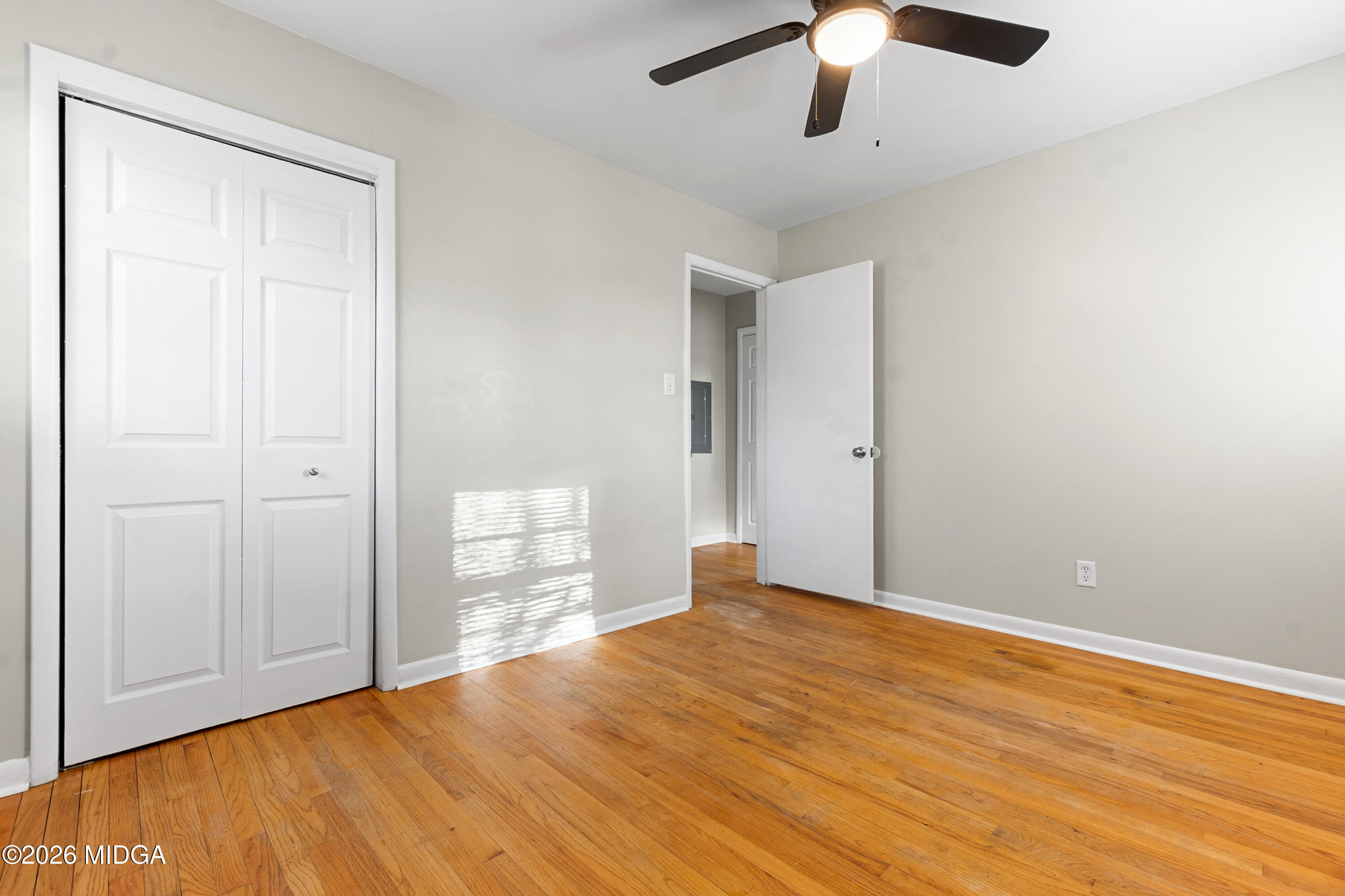 112 Athens Street Warner Robins, GA 31088 - Photo 16 of 42 wooden floor in an empty room
