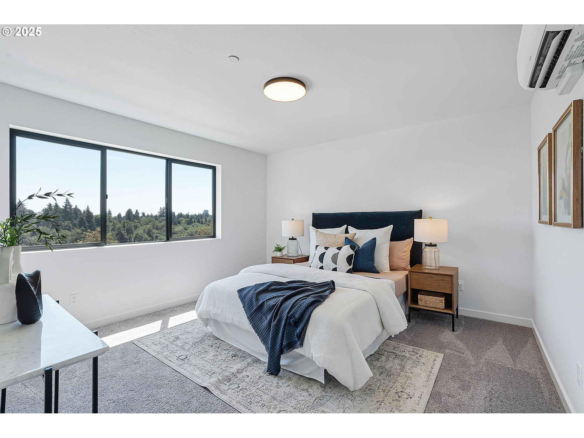 7290 Southwest 13th Avenue Portland, OR 97219 - Photo 14 of 37