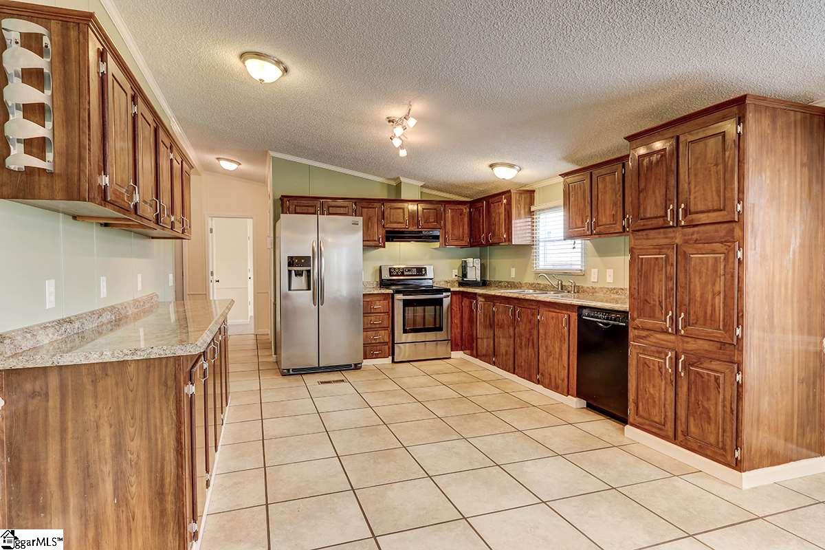 833 Amethyst Lane Inman, SC 29349 - Photo 11 of 34
