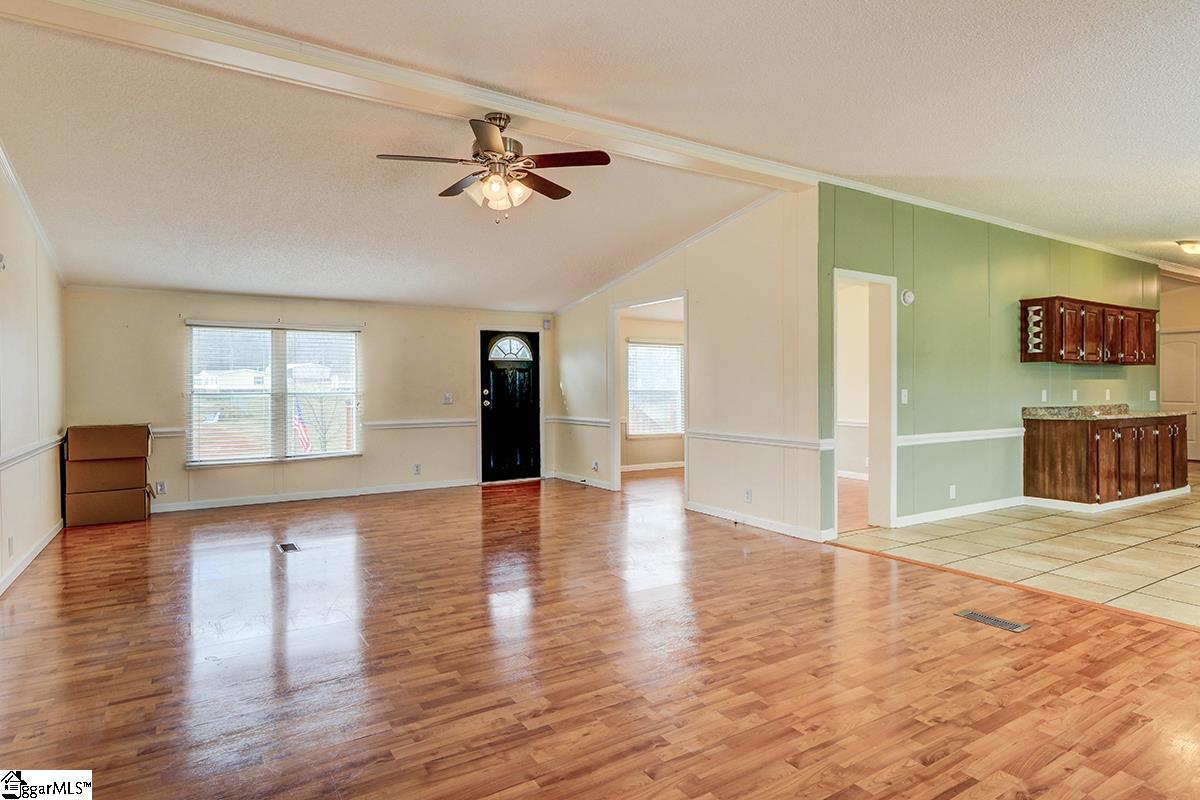833 Amethyst Lane Inman, SC 29349 - Photo 7 of 34