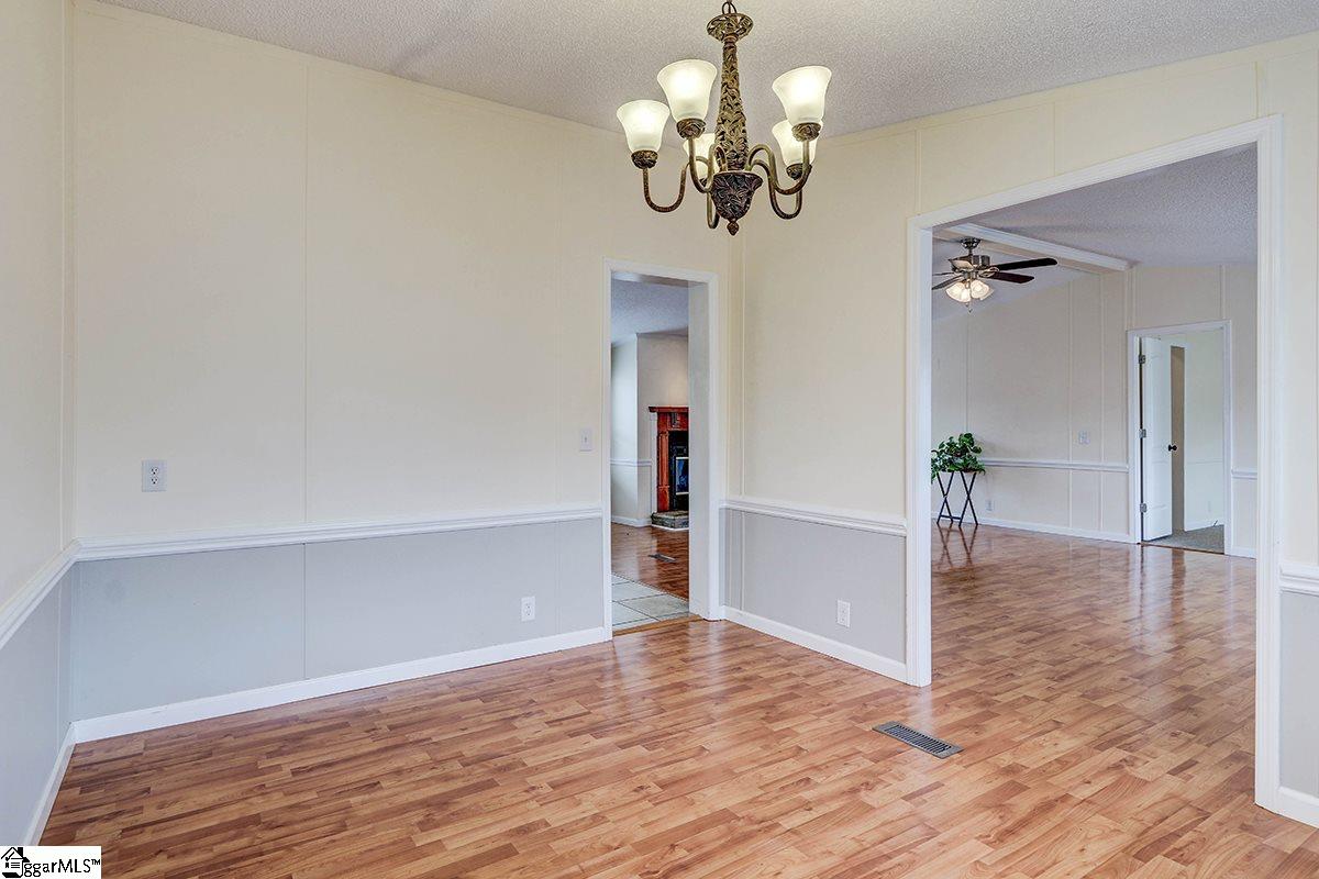 833 Amethyst Lane Inman, SC 29349 - Photo 8 of 34