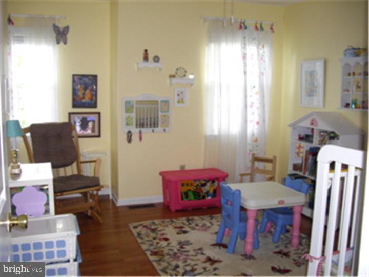 855 Babb Circle Wayne, PA 19087 - Photo 14 of 23 Bedroom 2