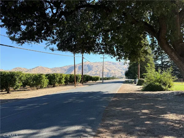 $464,000 | 24323 Ave 324, Woodlake, CA 93286