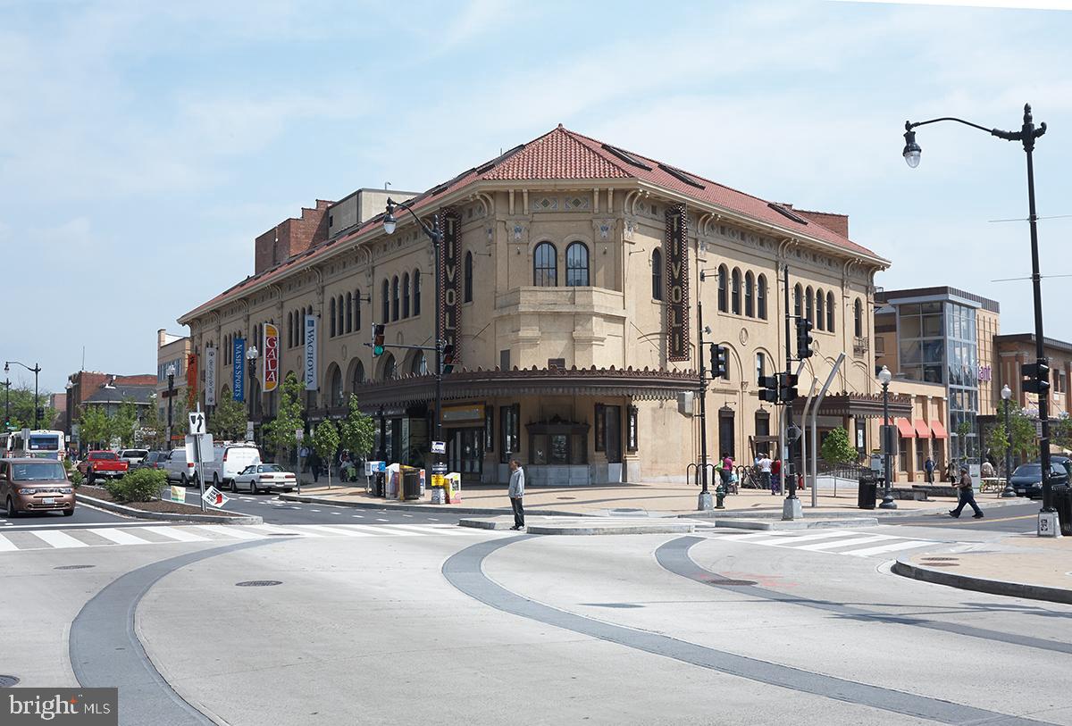 3534 10th Street Northwest, Unit 200 Washington, DC 20010 - Photo 32 of 34