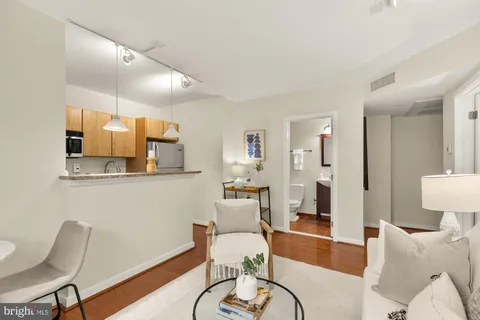 $300,000 | 3534 10th Street Northwest, Unit 200, Washington, DC 20010