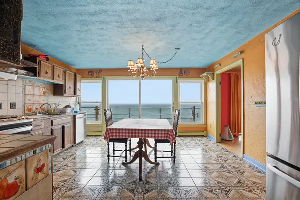 $1,785,000 | 201 Cliff Avenue, Winthrop, MA 02152