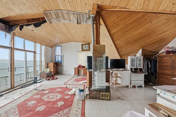 $1,785,000 | 201 Cliff Avenue, Winthrop, MA 02152