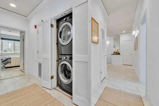 $1,264,000 | 153 North San Mateo Drive, Unit 106, San Mateo, CA 94401