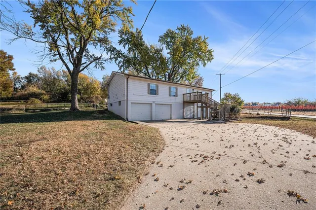 $200,000 | 1801 North Davidson Street, Independence, MO 64058