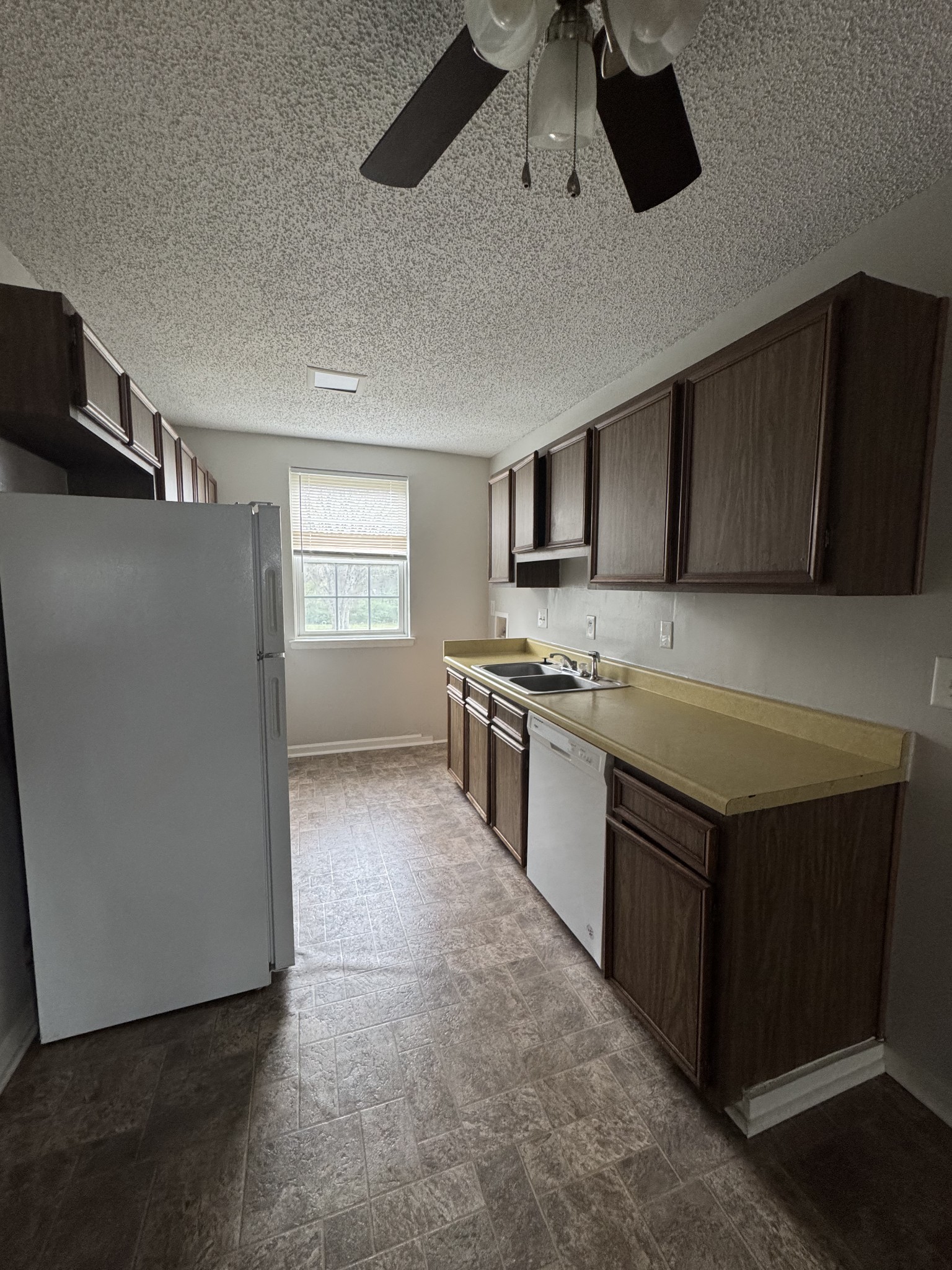 1301 Neelys Bend Road, Unit 43 Madison, TN 37115 - Photo 3 of 10 Gallery Image 3