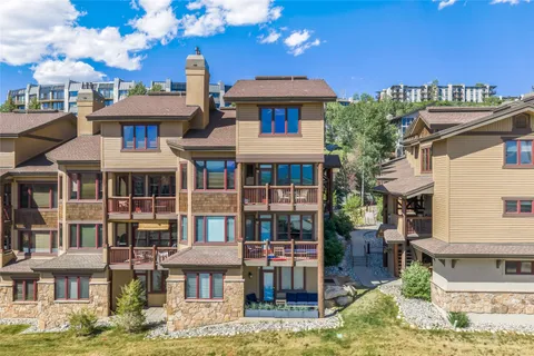$4,250,000 | 2053 Ski Time Square Drive, Unit D211, Steamboat Springs, CO 80487