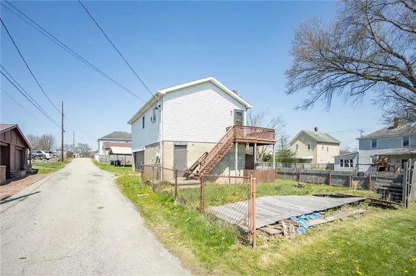 $39,900 | 205 North Water Street, Masontown, PA 15461